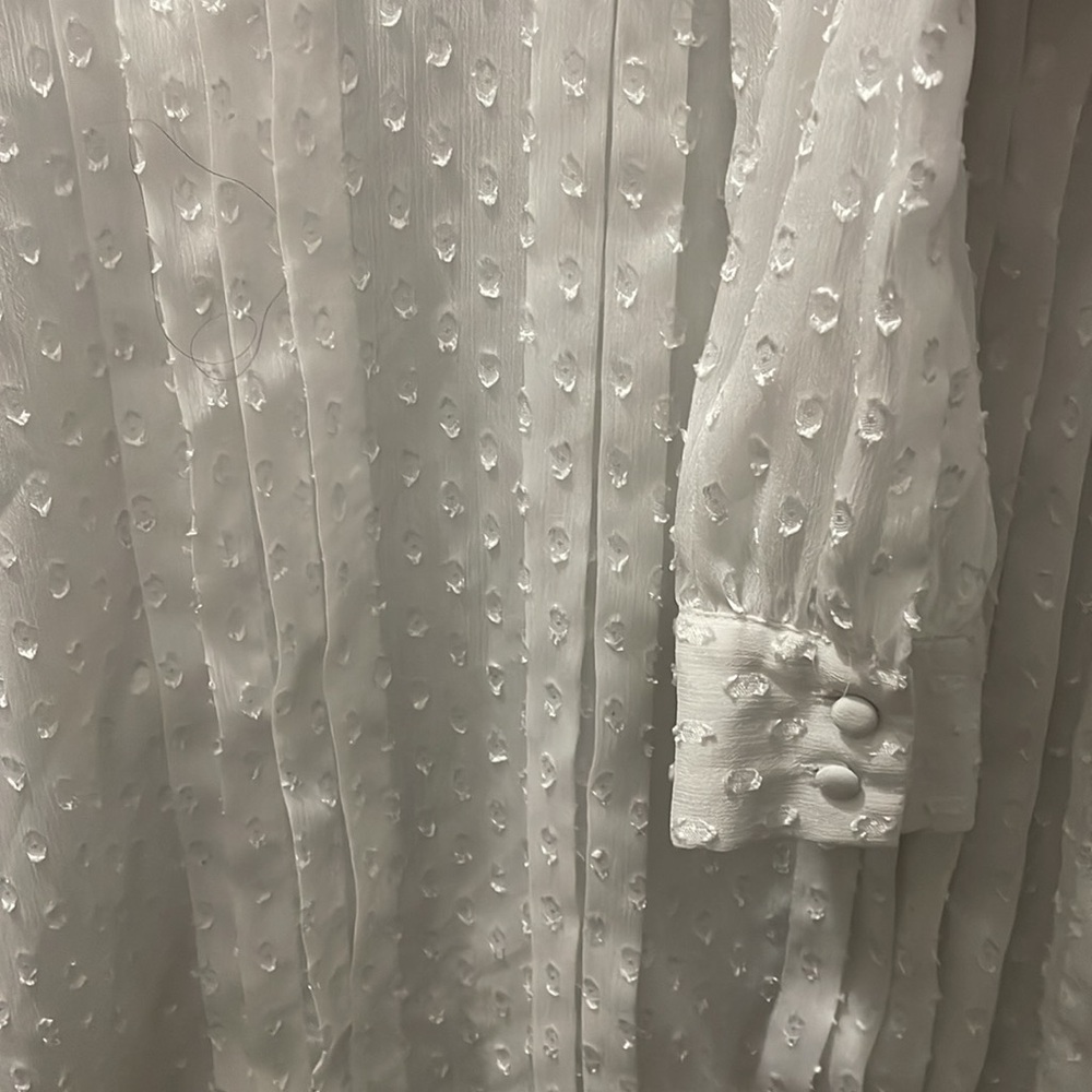 Blouse. - Picture 3 of 5